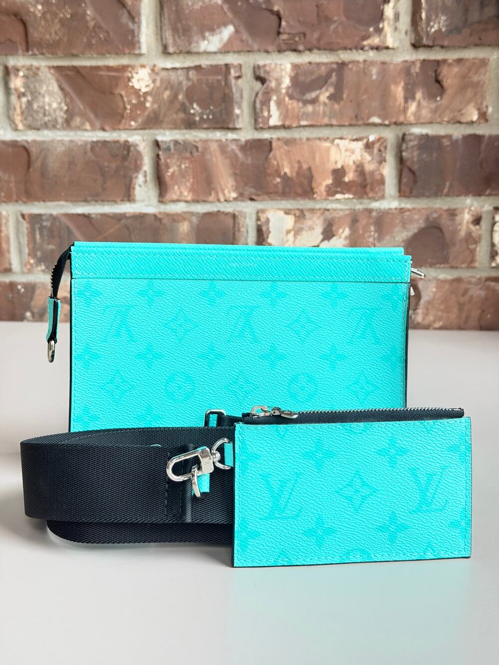 Louis Vuitton Gaston Wearable Wallet Monogram Taigarama - Miami Green 23768